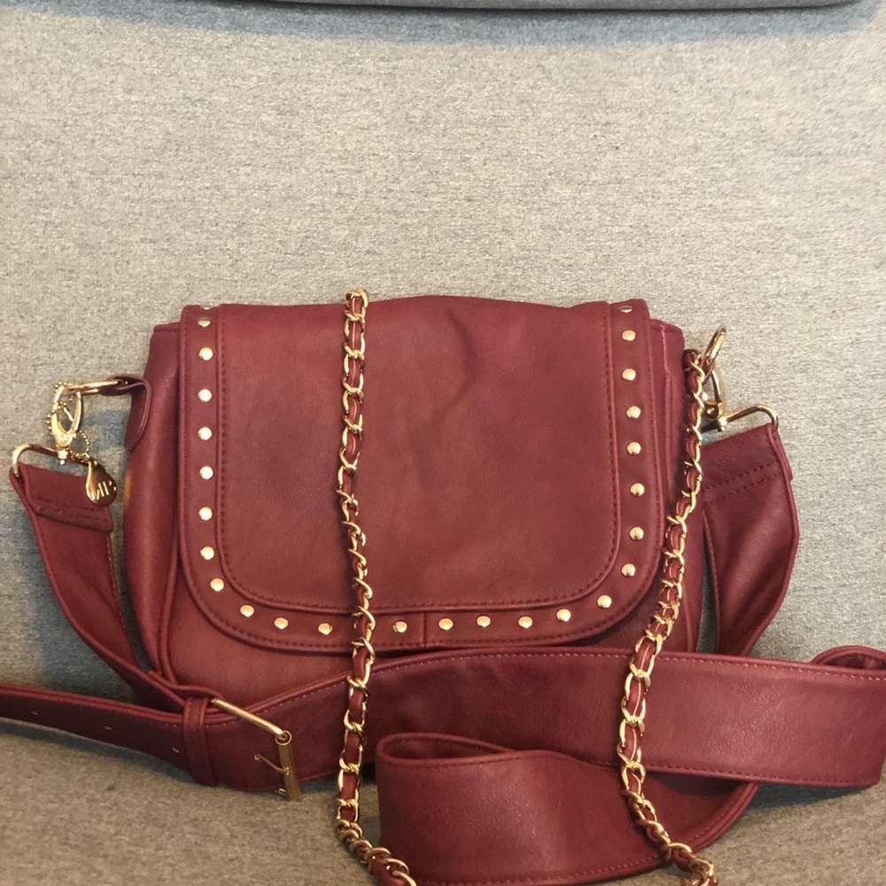 Unbranded Burgundy Cross Body with alternate Strap